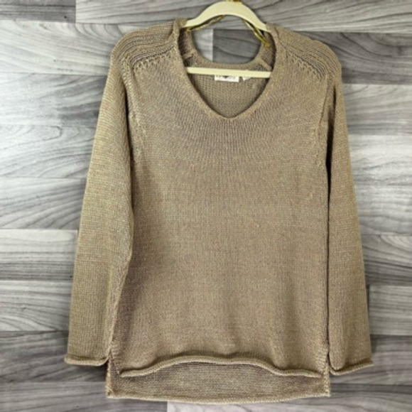 Retrod Sweaters - Retrod Womens Pullover Sweater Beige Long Sleeve V Neck‎ Tight Knit Slit S